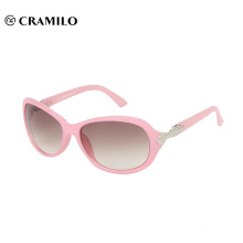 Fashion pink women sunglasses over glasses